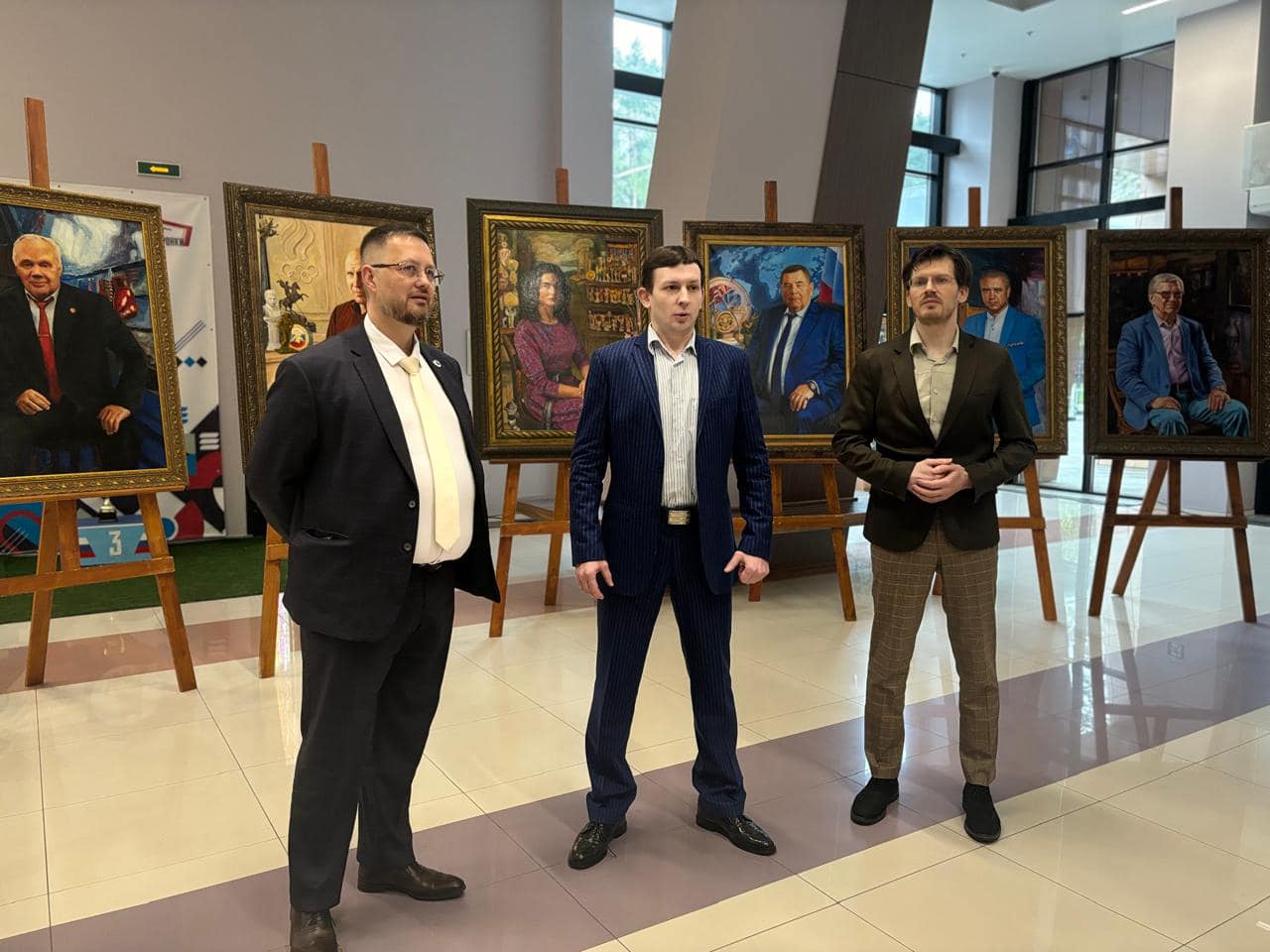 Выставка картин братьев Алмазовых